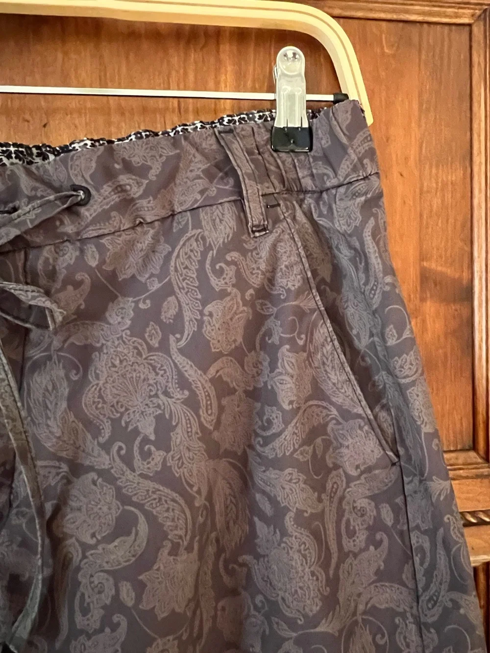 Robert Graham Classic Fit Beach to Bar Bounty Shorts | SZ 36 | Great Condition - Picture 8 of 15